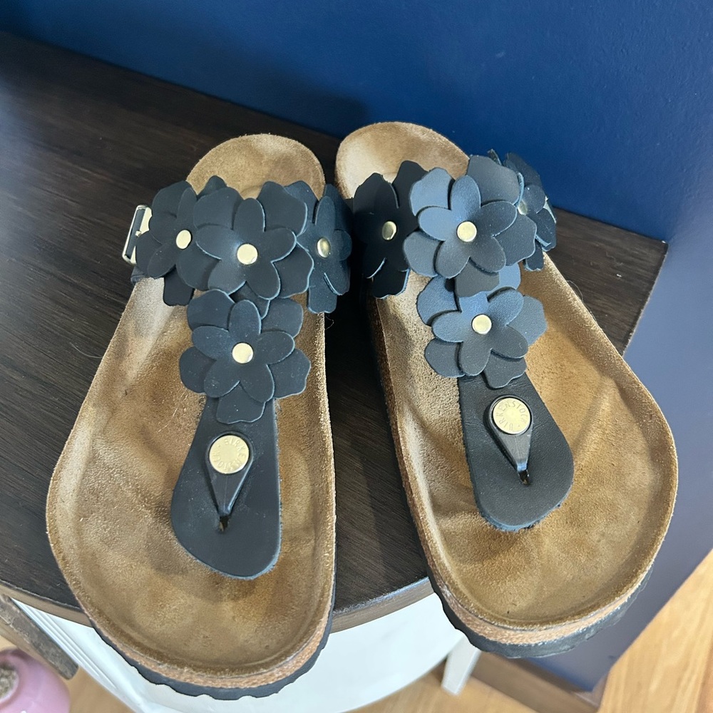 Birkenstock Gizeh Flower Leather Black